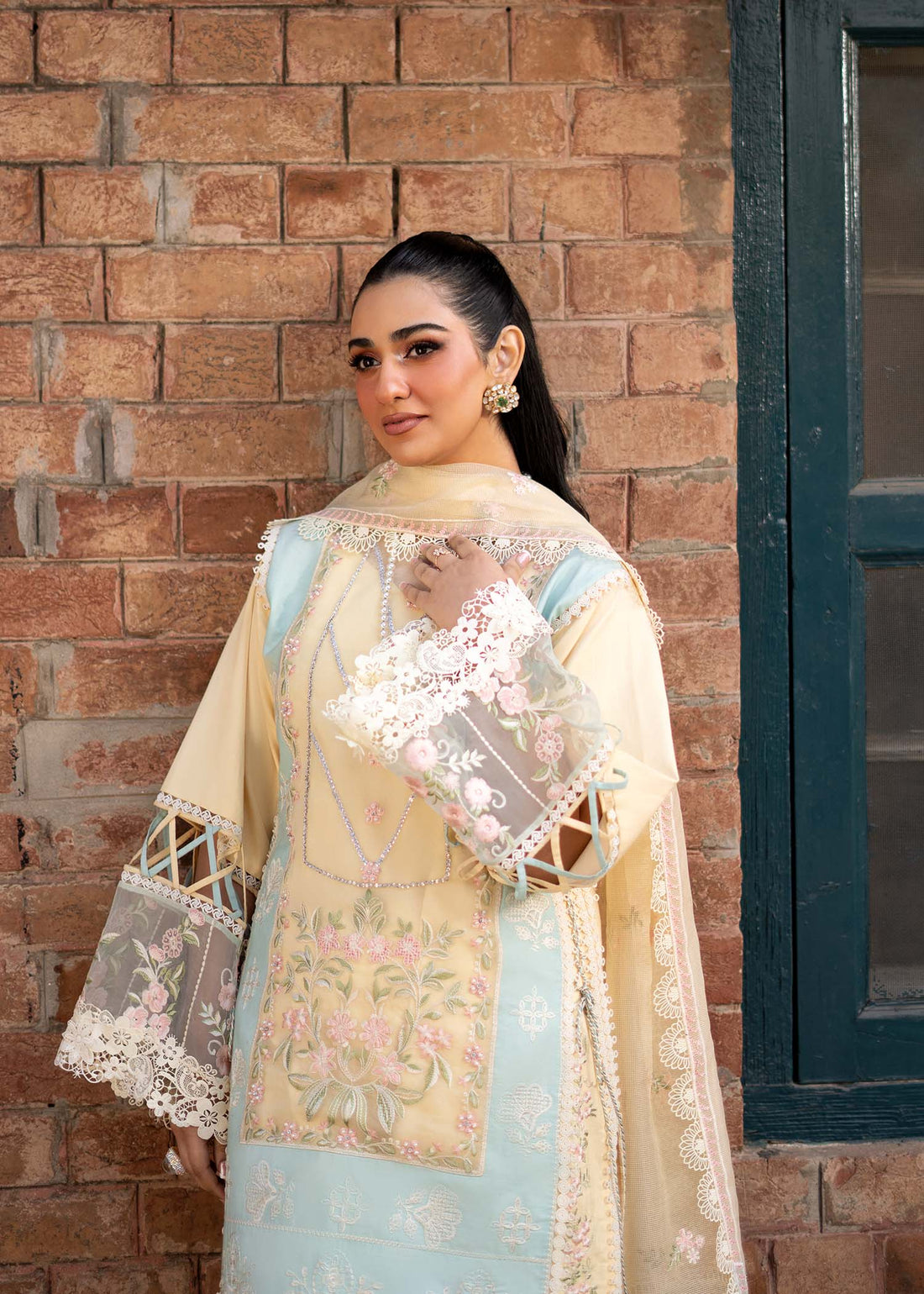 Fozia Khalid | Blossom Festive Lawn 25 | Primrose - House Of Zarish