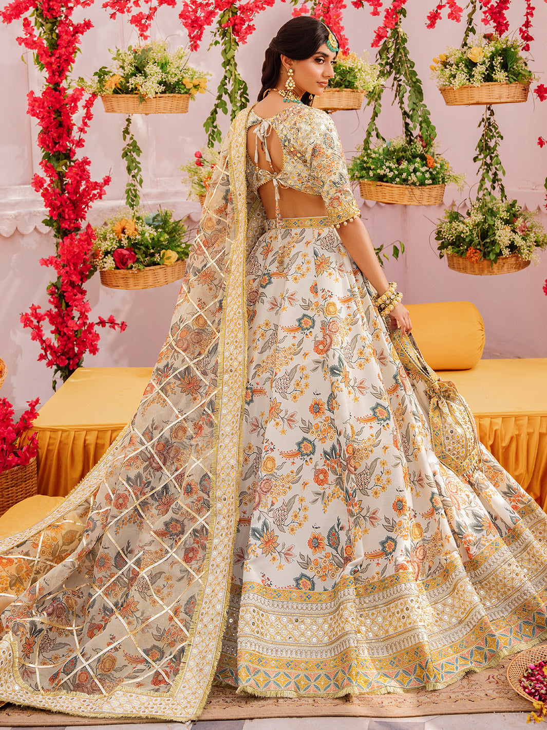 Faiza Faisal | Heeriye Luxury Formals | Saira - House Of Anaya