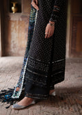 Sadaf Fawad Khan | Zeenat Formals-26 | Riwaz