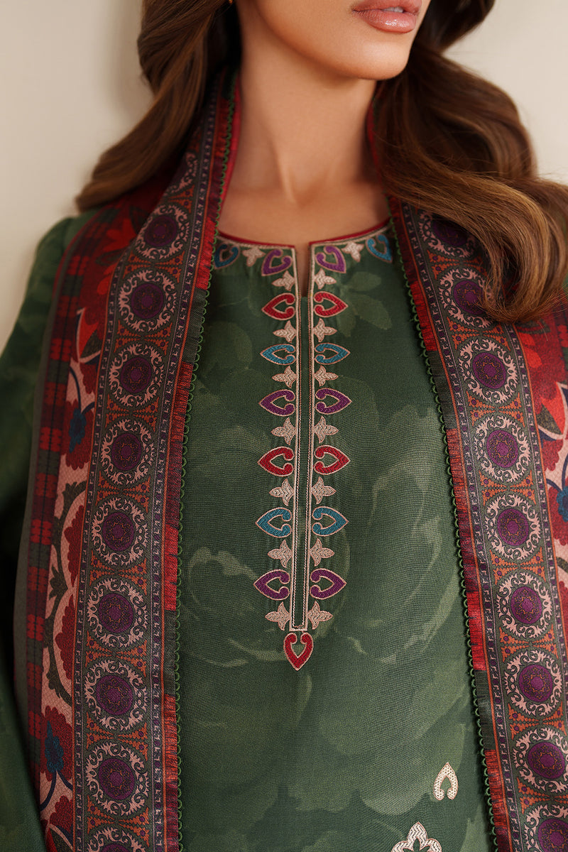 Jazmin | Winter 25 | UW-0236