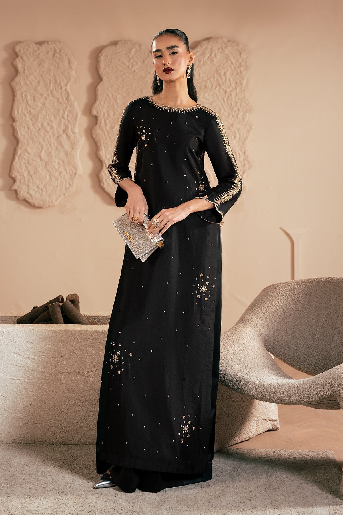 Mina Kashif | Emilie Formals | Black Noir