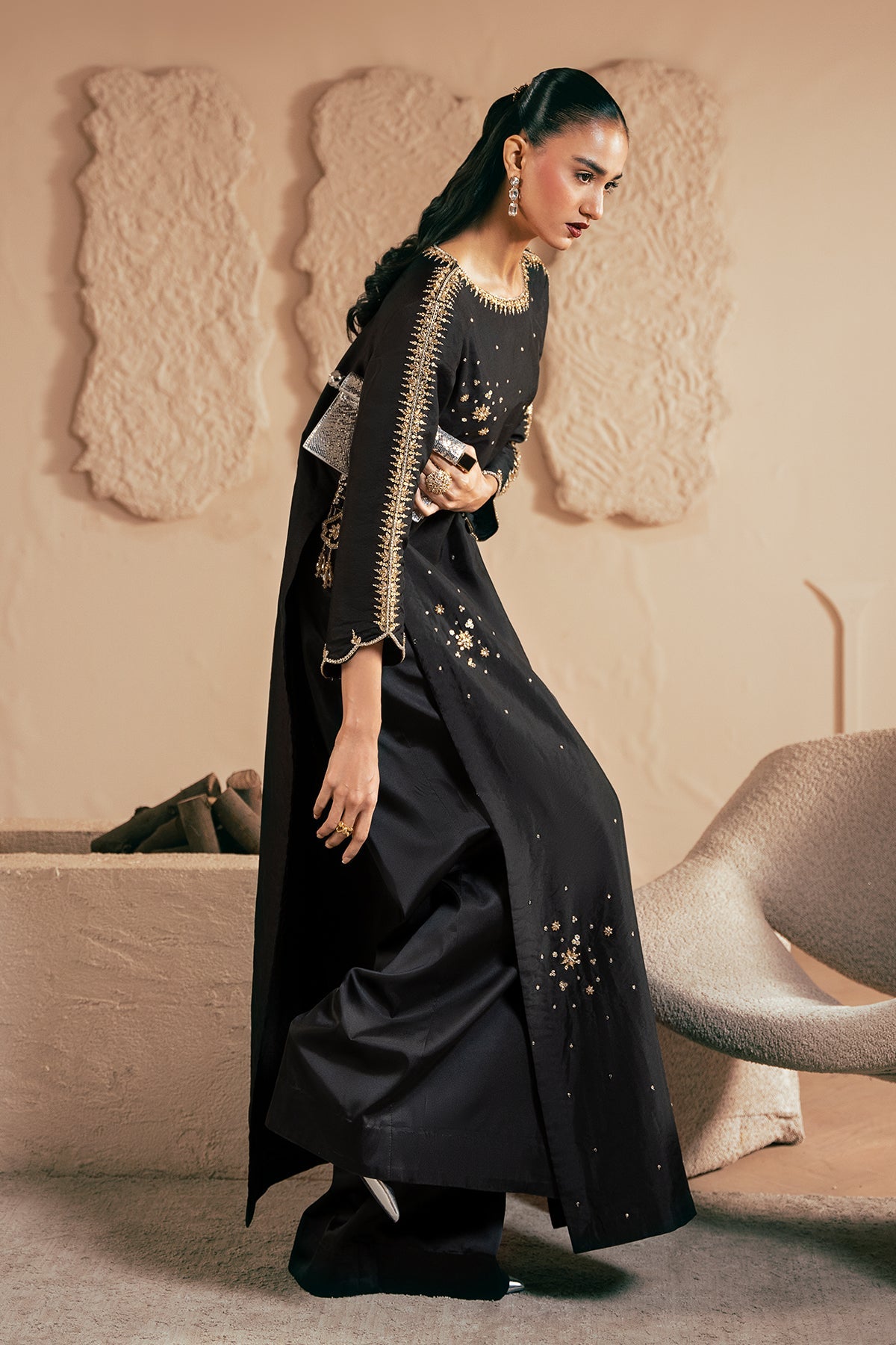Mina Kashif | Emilie Formals | Black Noir