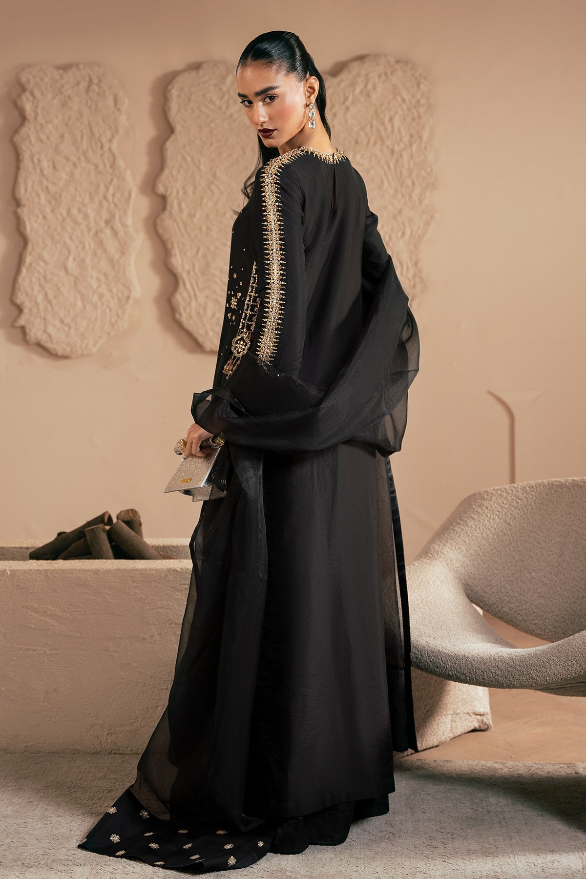 Mina Kashif | Emilie Formals | Black Noir