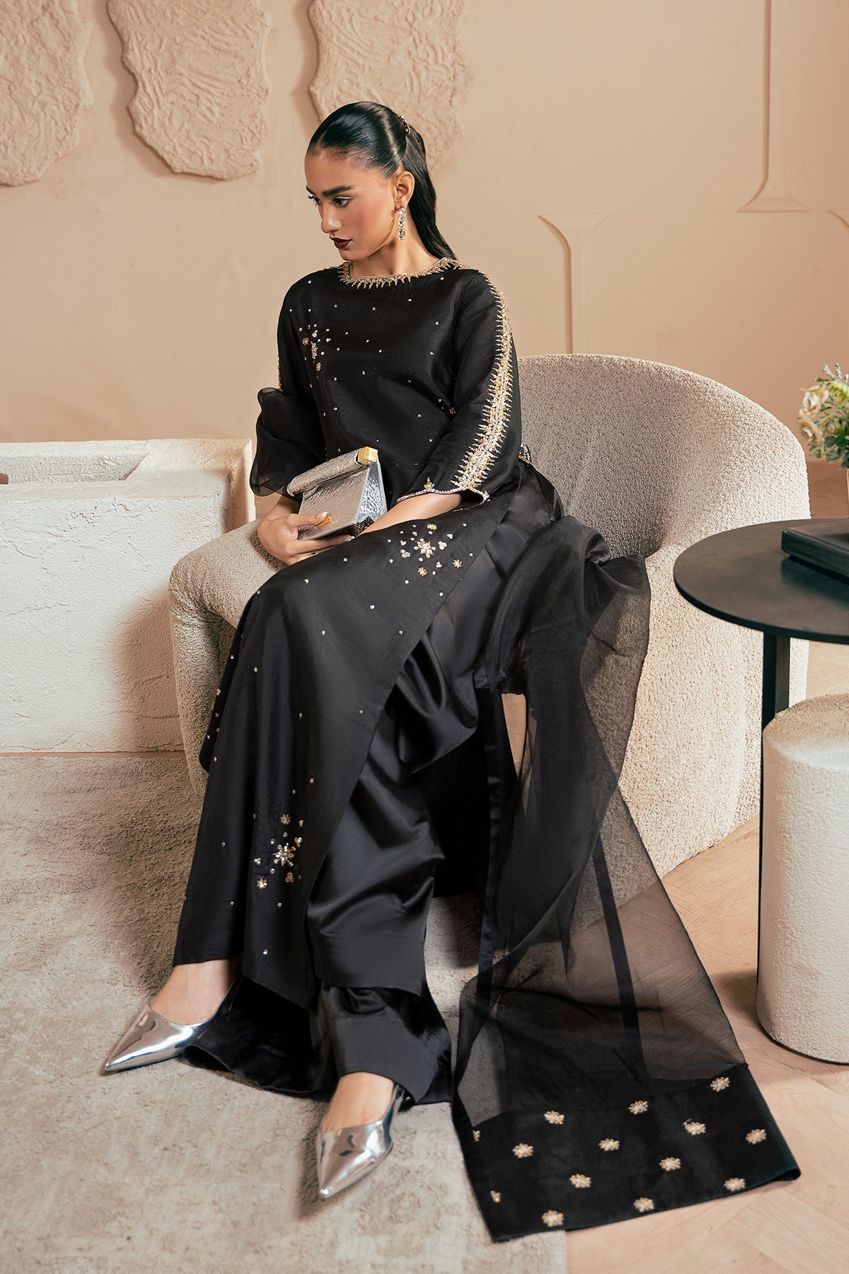 Mina Kashif | Emilie Formals | Black Noir