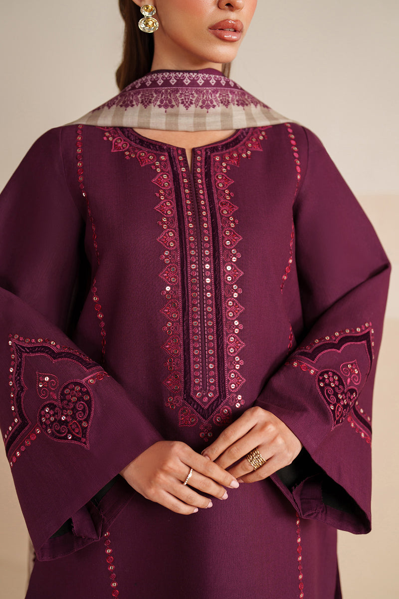 Jazmin | Winter 25 | UW-0220