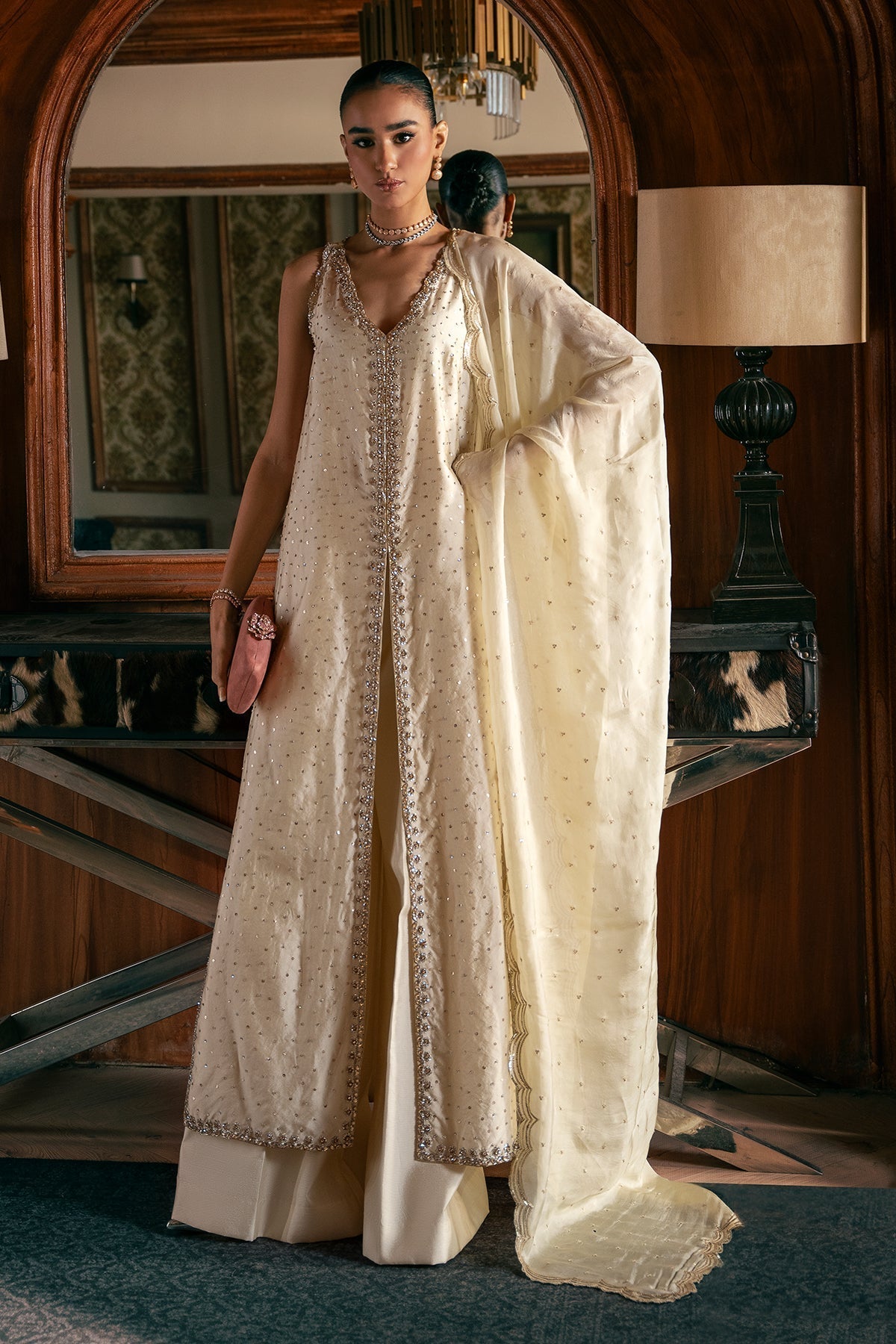 Mina Kashif | Emilie Formals | Rosia