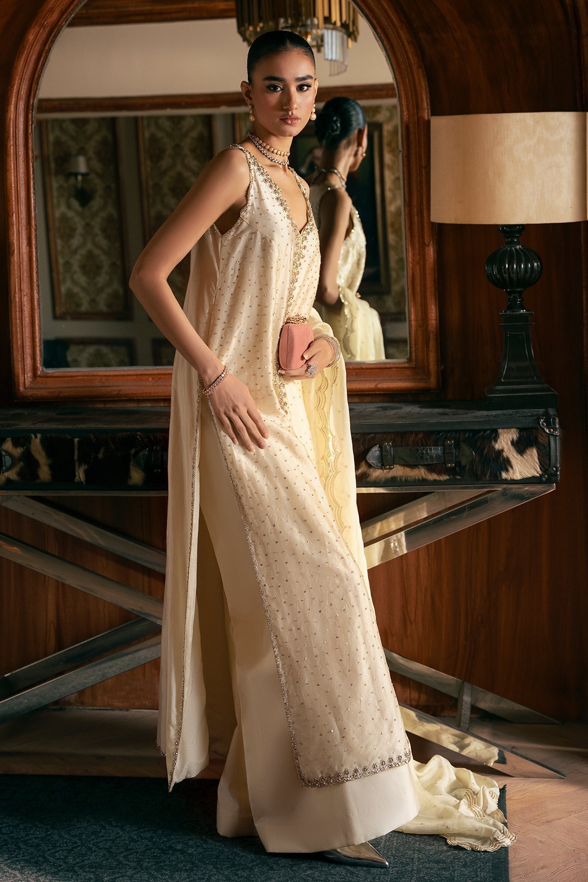 Mina Kashif | Emilie Formals | Rosia
