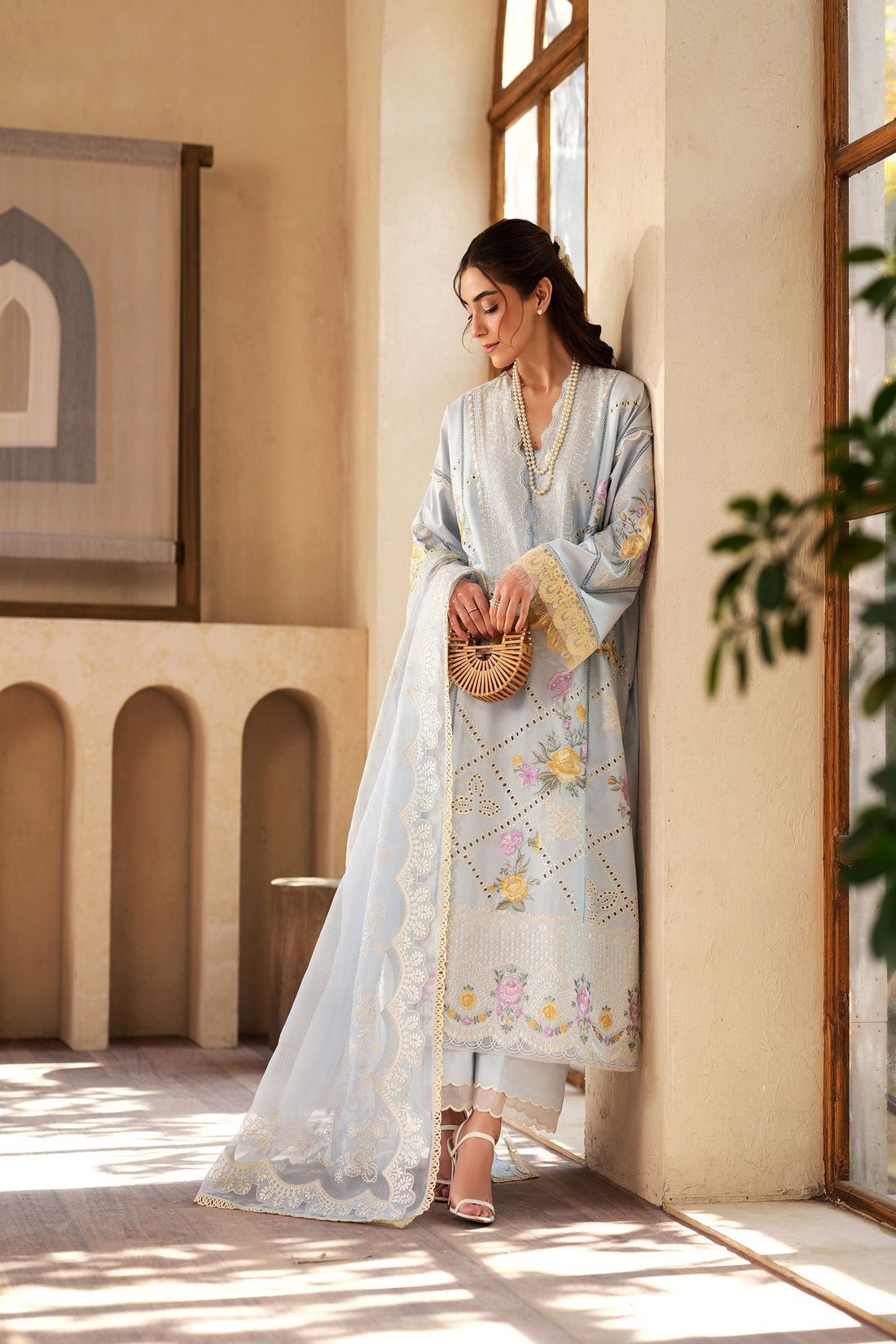 Maryam Hussain | Luxury Lawn 25 | Ocean - House Of Zarish