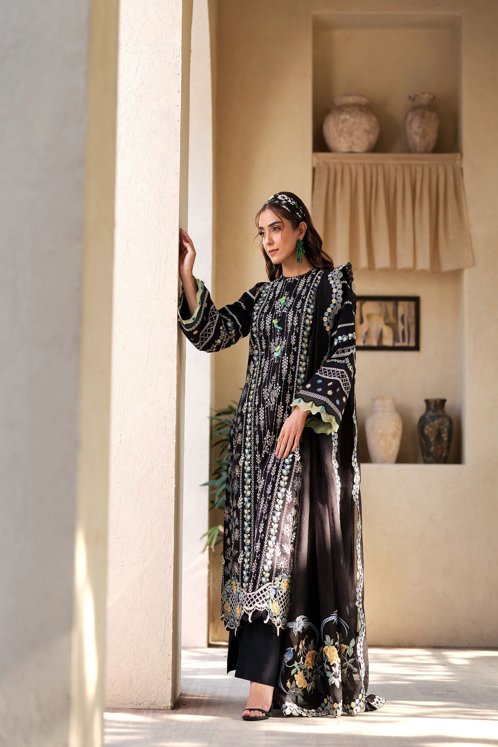 Maryam Hussain | Luxury Lawn 25 | Dawn - House Of Zarish