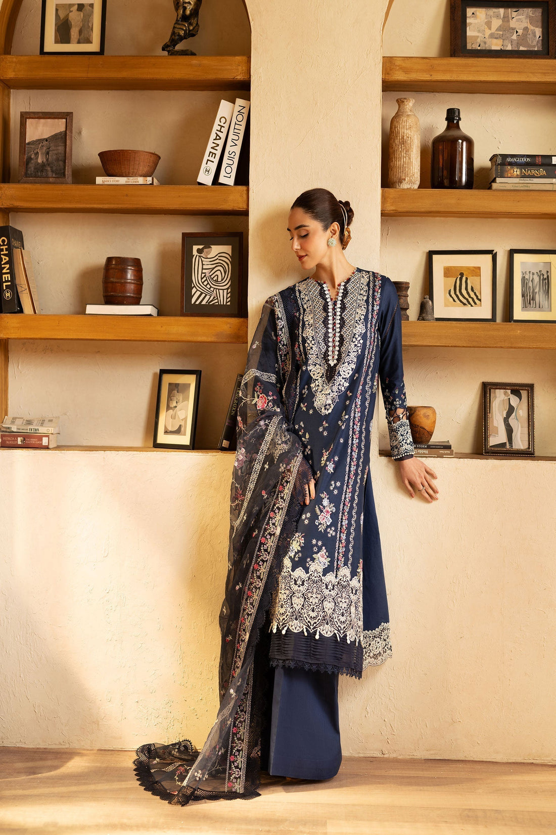 Maryam Hussain | Luxury Lawn 25 | Twilight - House Of Zarish