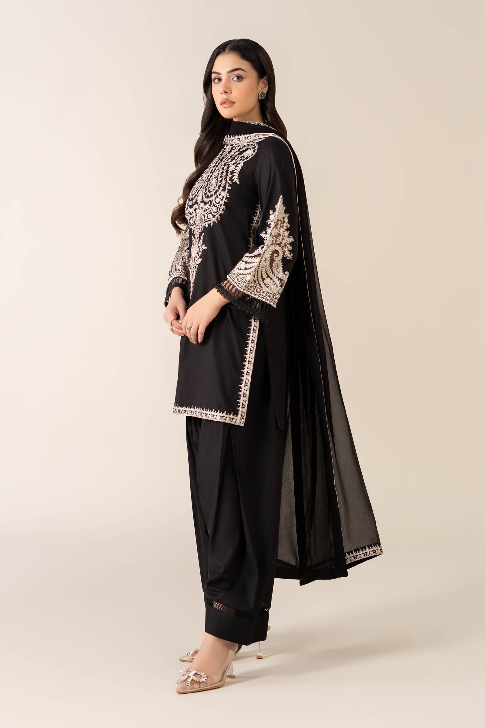 Maria B | Luxury Winter Pret 25 | DW-MN25-12-Black