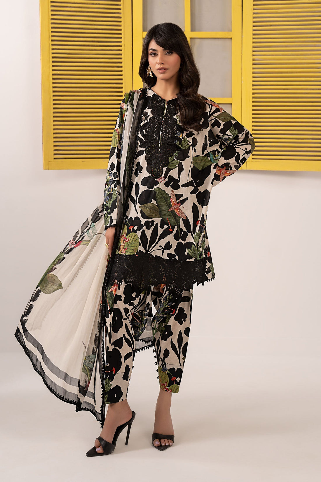 Maria B | Eid Collection 26 | 3 Piece Embroidered Lawn Suit