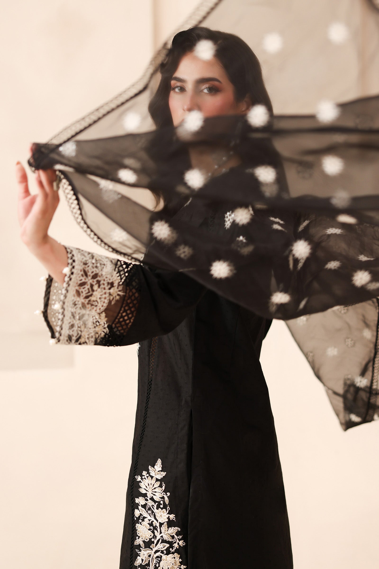 Maria B | Luxury Winter Pret 25 | DW-MN25-13-Black