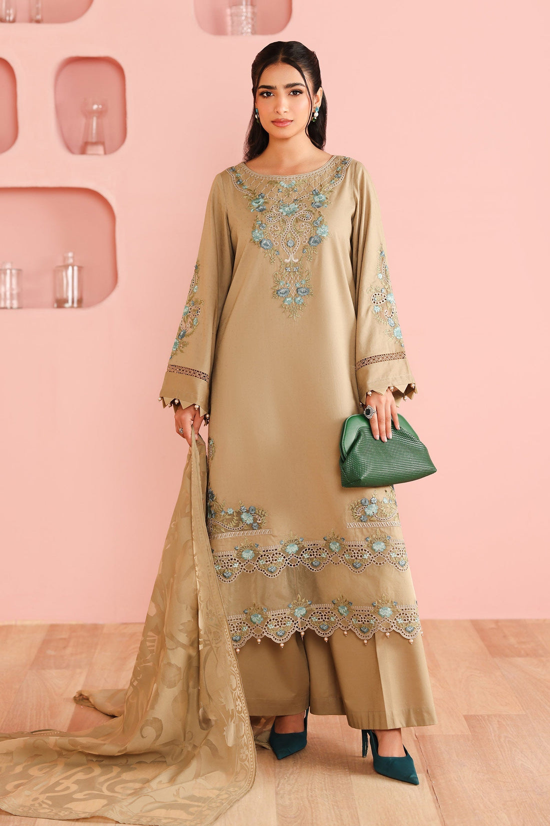 Maria B | Pre Fall 25 | Dobby Suit 15