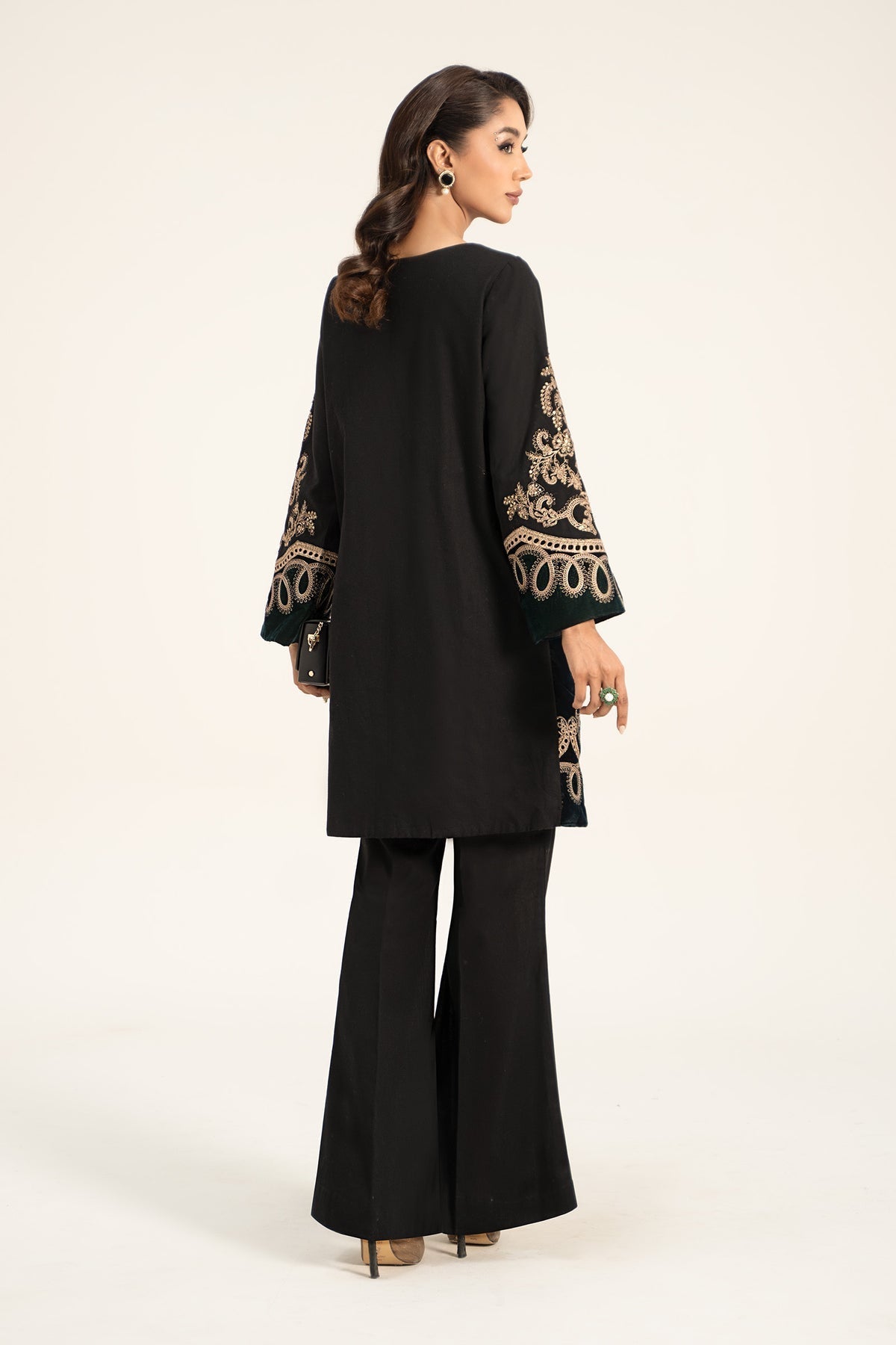 Maria B | Casual Pret 2024 | Khaddar Suit | DW-W24-113