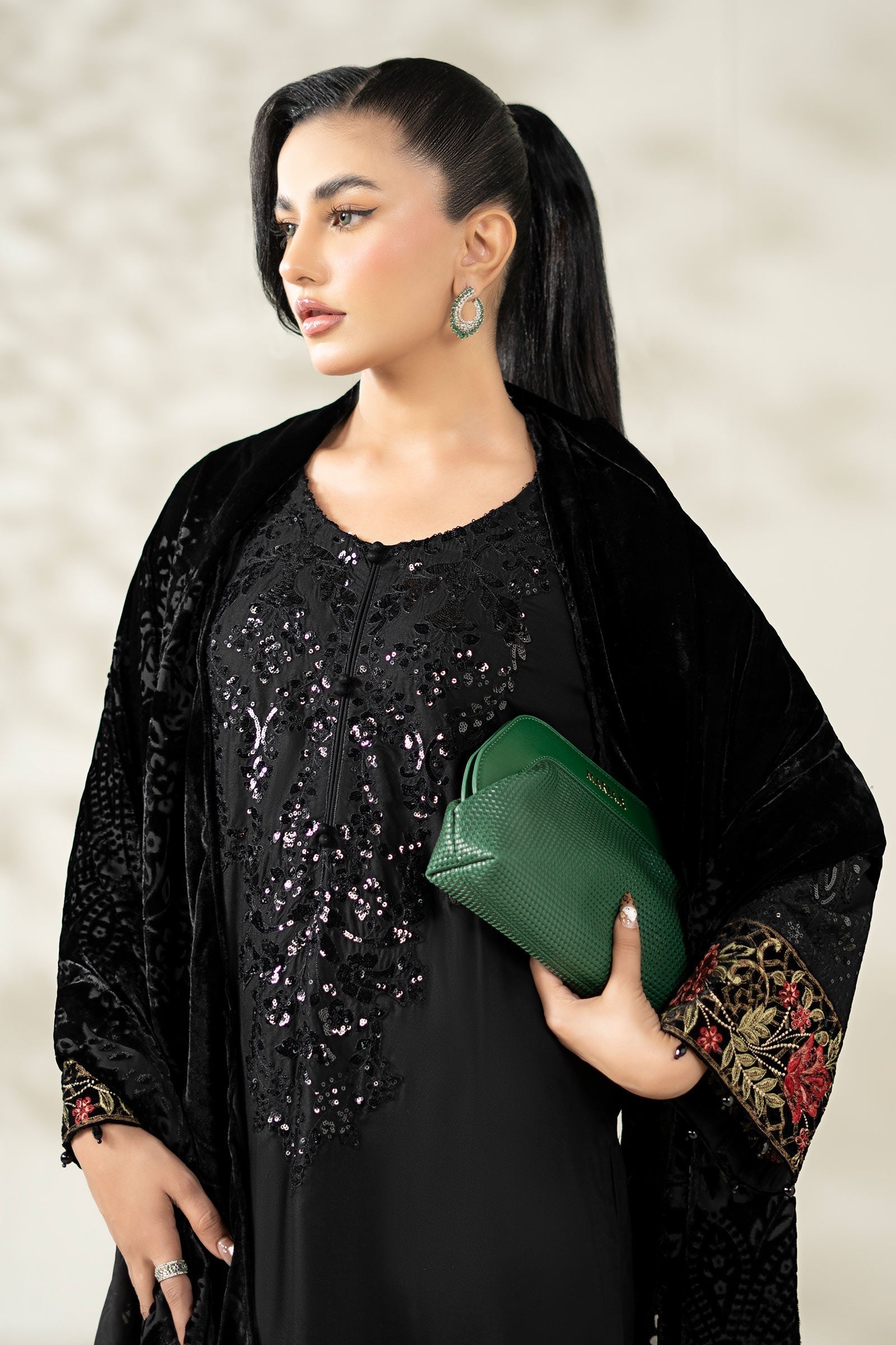 Maria B | Luxury Winter Pret 25 | DW-W25-20-Black