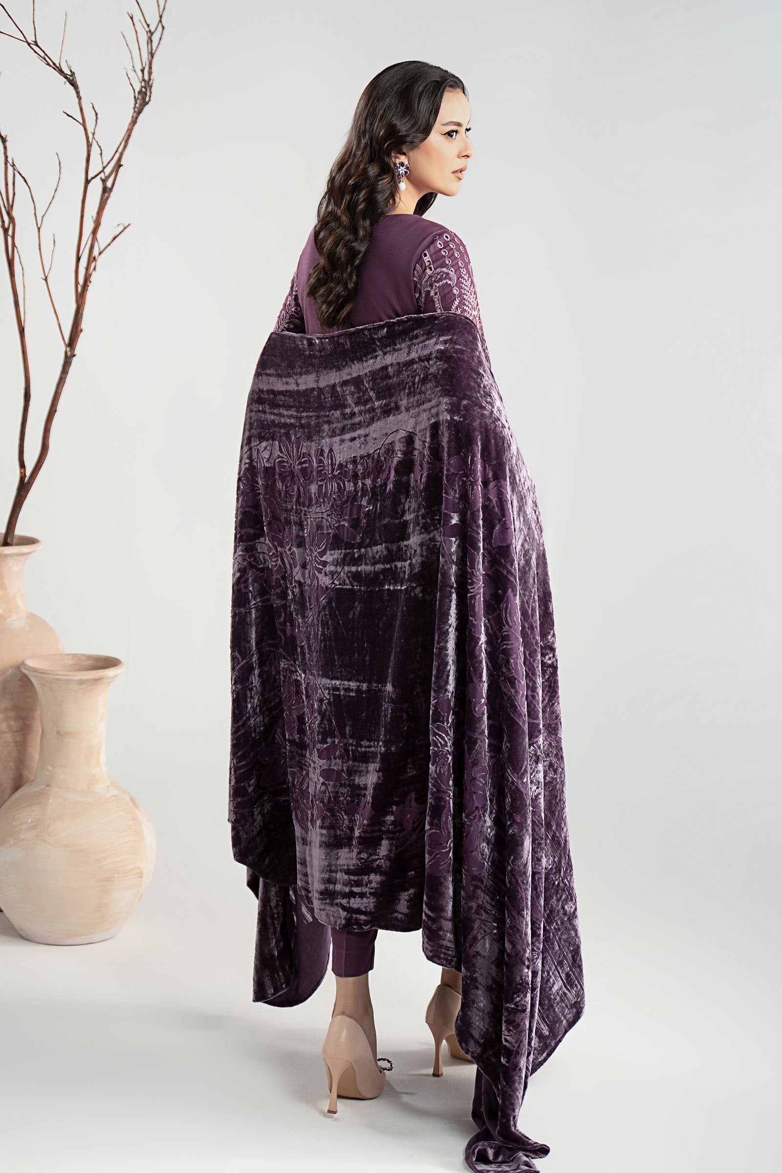 Maria B | Pre Fall Dresses | 3 Piece Embroidered Linen Suit ZD