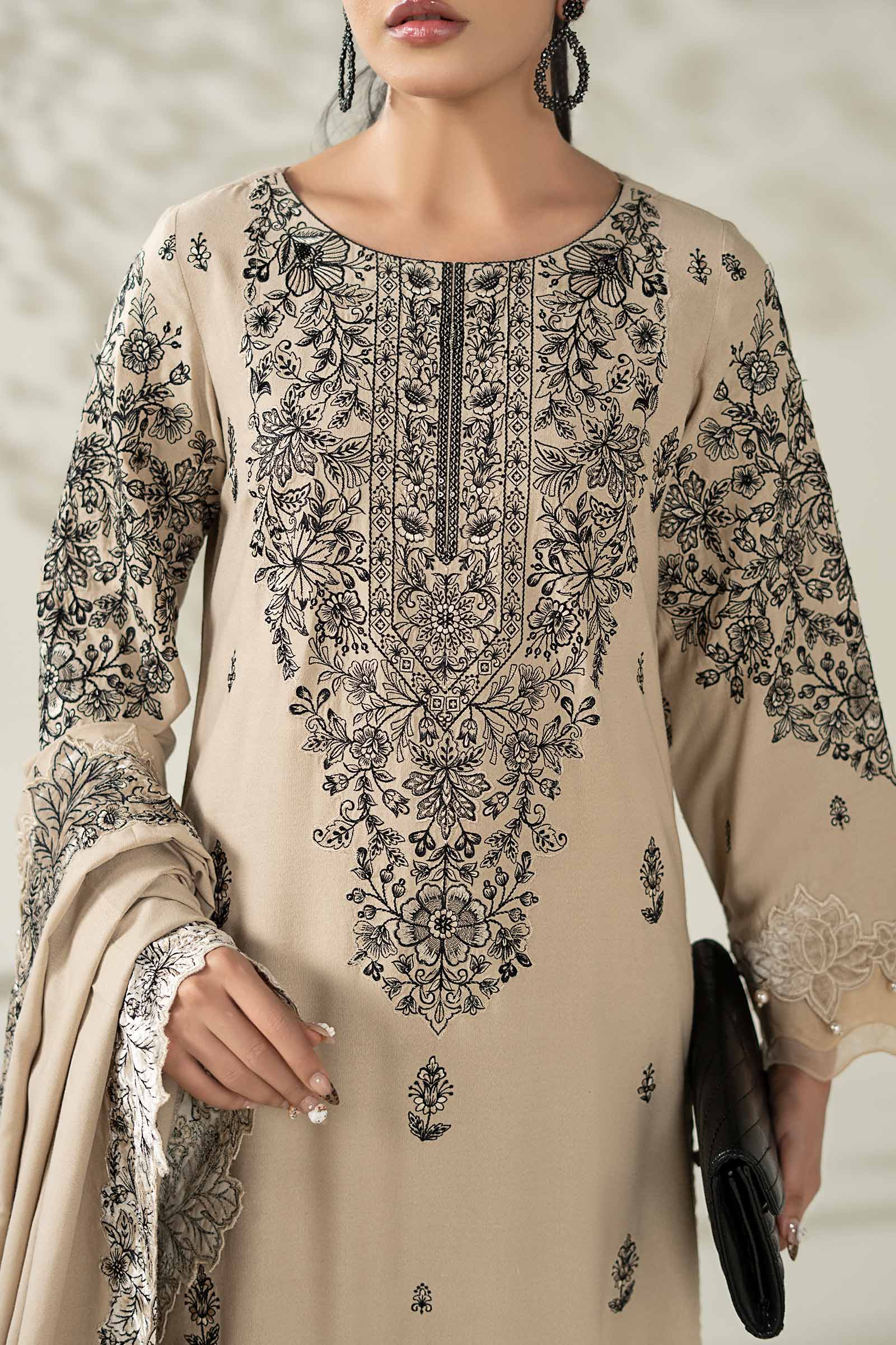 Maria B | Luxury Winter Pret 25 | DW-W25-47-BEIGE