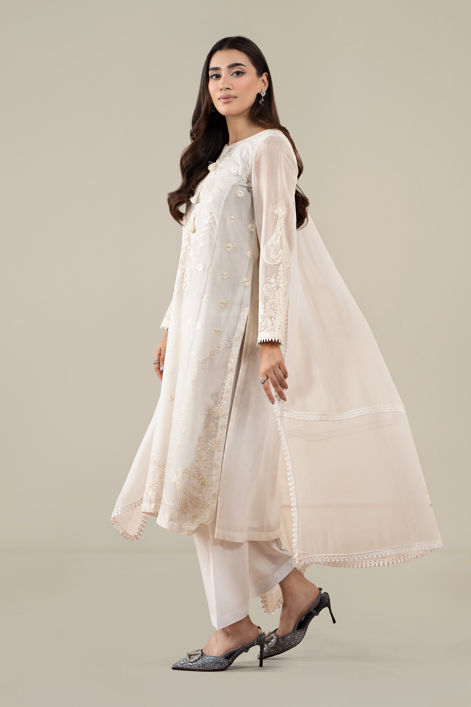 Maria B | Luxury Winter Pret 25 | DW-EA25-76-Off White