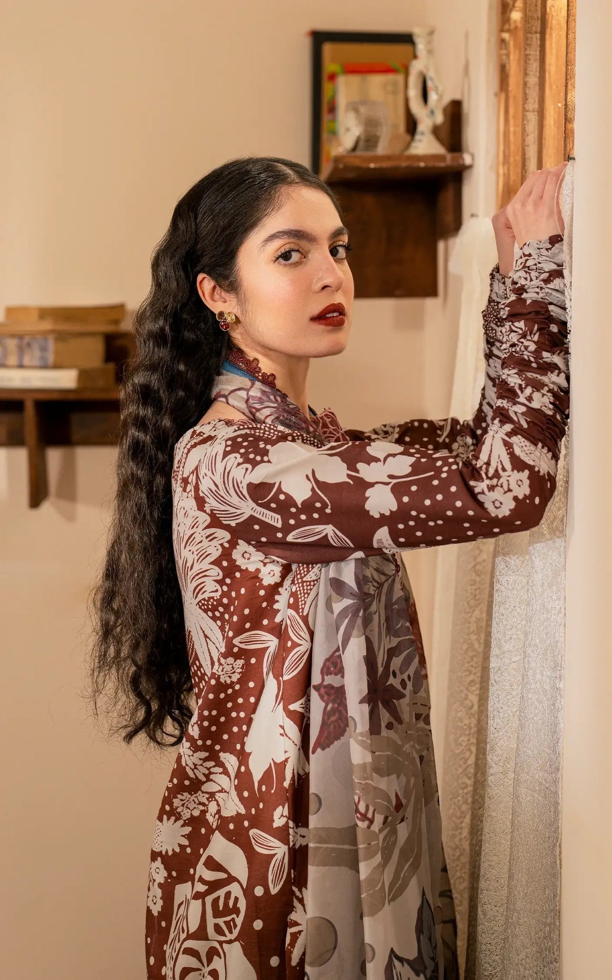 Asifa and Nabeel | Meraki Vintage 25 | Darcheeni (MVL25-07) - House Of Anaya