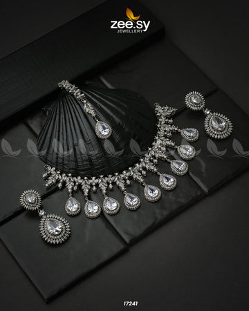 Drop Cut Necklace - House Of Zarish