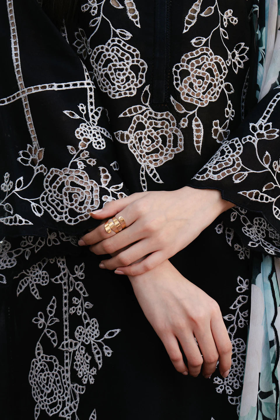 Zara Shahjahan | Coco Lawn 25 | ECLAT-7B