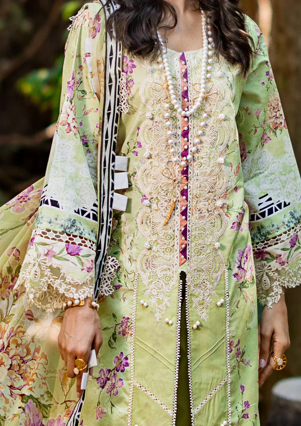 Elaf Premium | Signature Embroidered Lawn 24 | ESL-03B CLARISSE - House Of Anaya