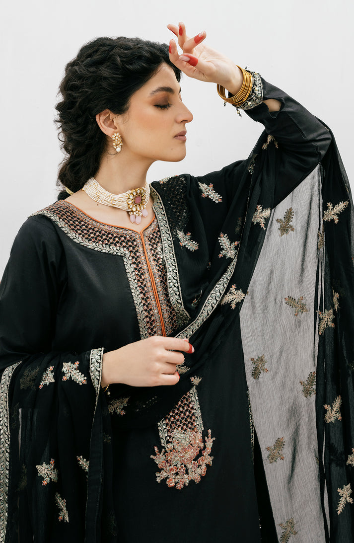 Emaan Adeel | Gul Mohr Eid Pret | MAHLAKA - House Of Anaya