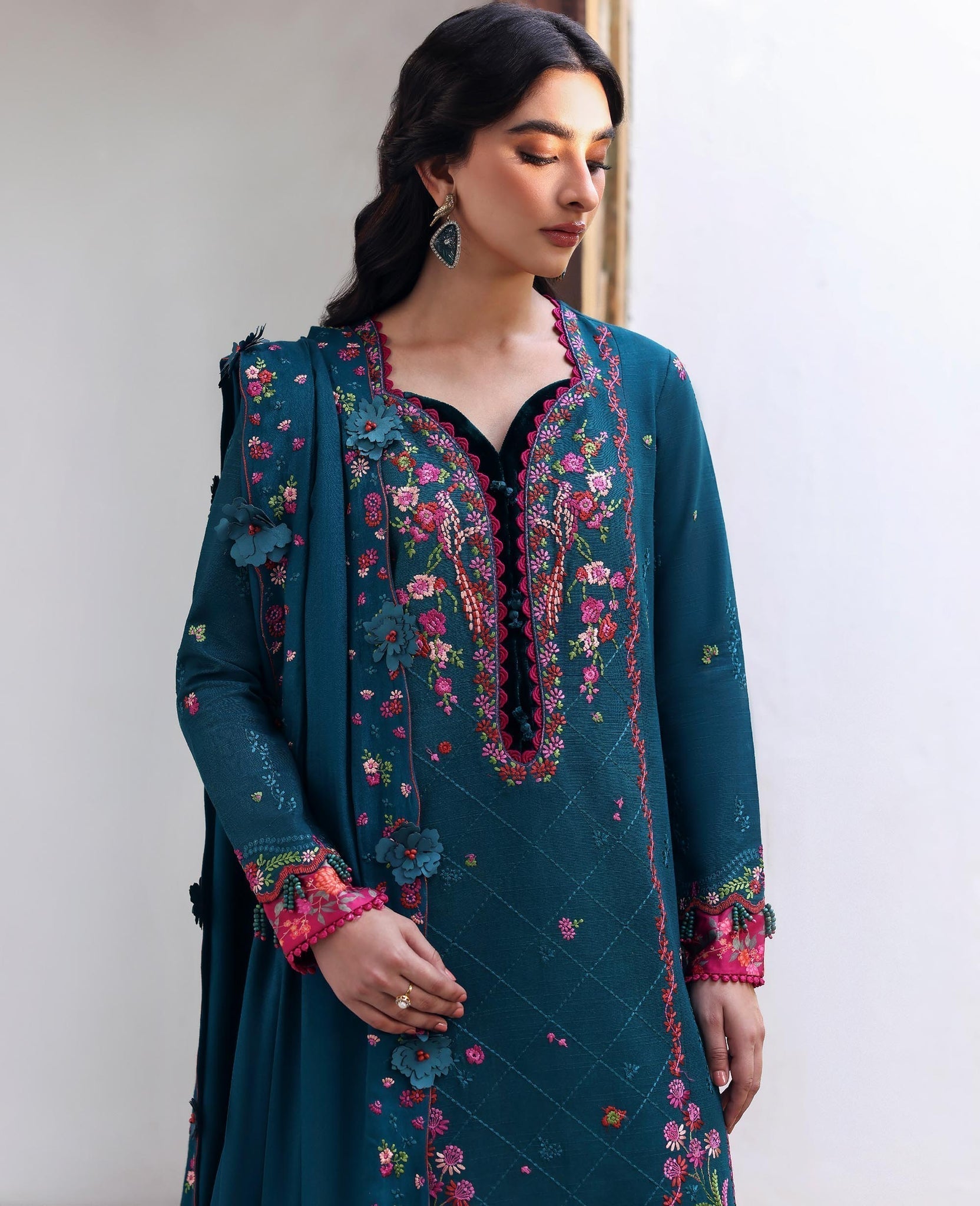 Republic Womenswear | Amaris Luxury Shawl 25 | Evania