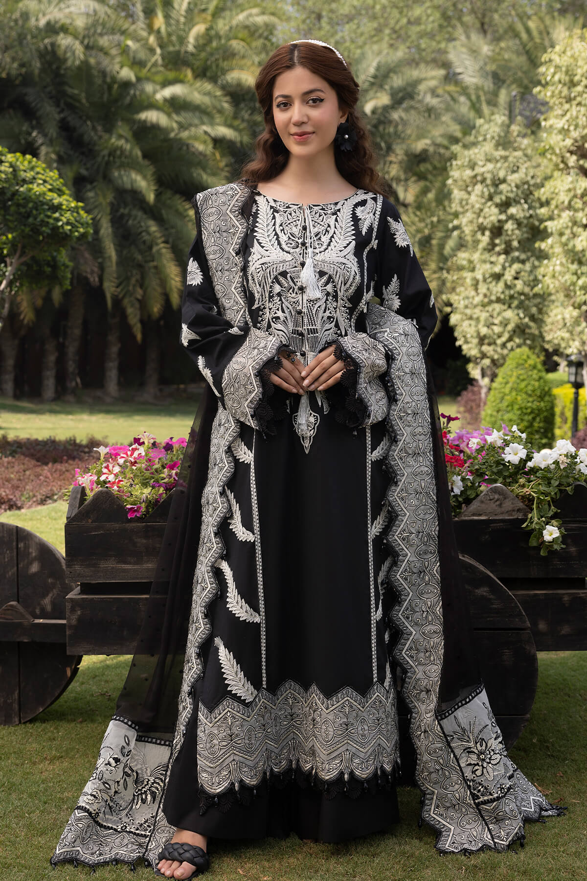 Raeesa Premium | Ferya Lawn | Noor E Fajar | Ferya | FD-07 - House Of Anaya
