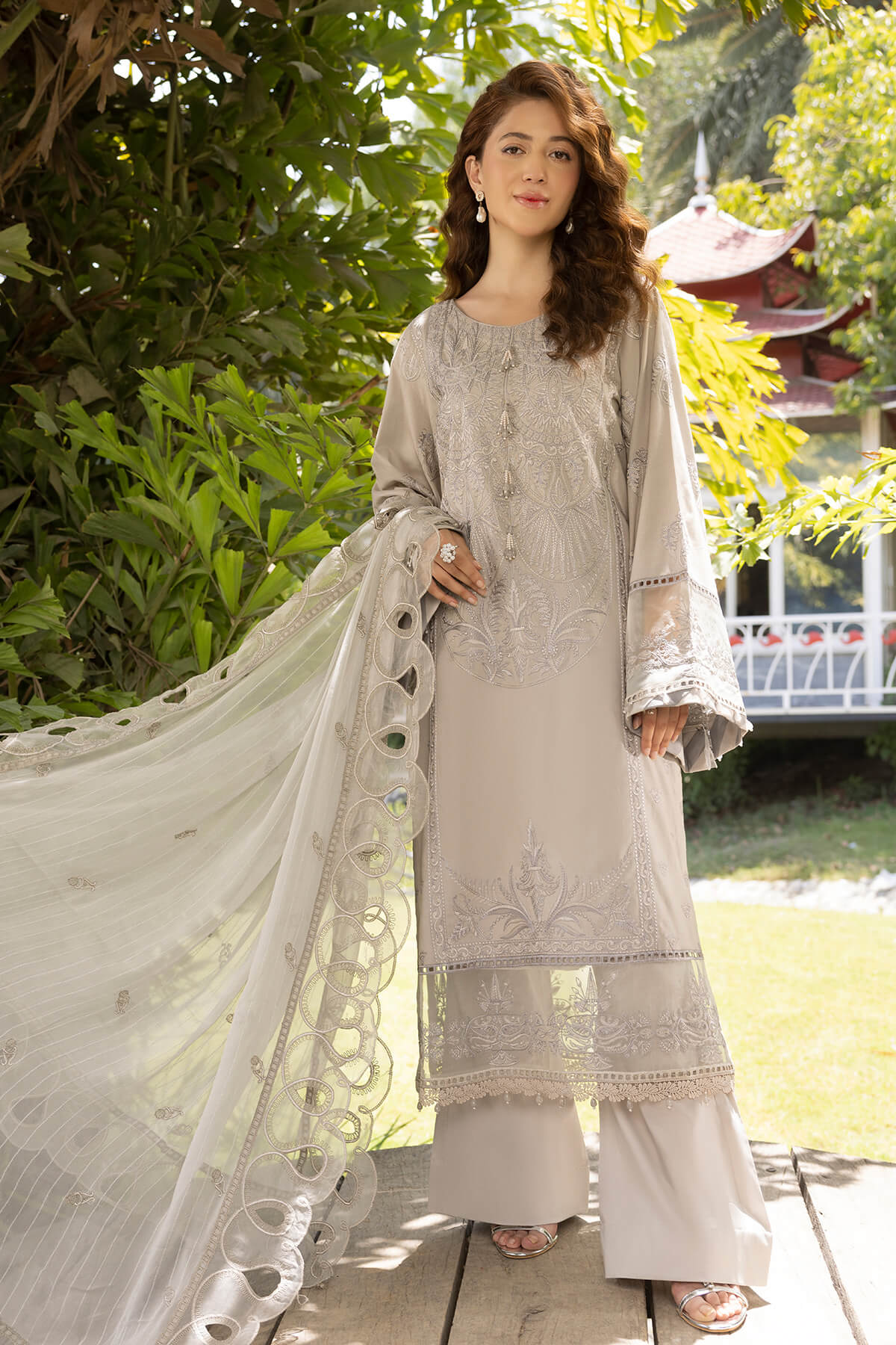 Raeesa Premium | Ferya Lawn | Noor E Fajar | Ferya | FD-08 - House Of Anaya