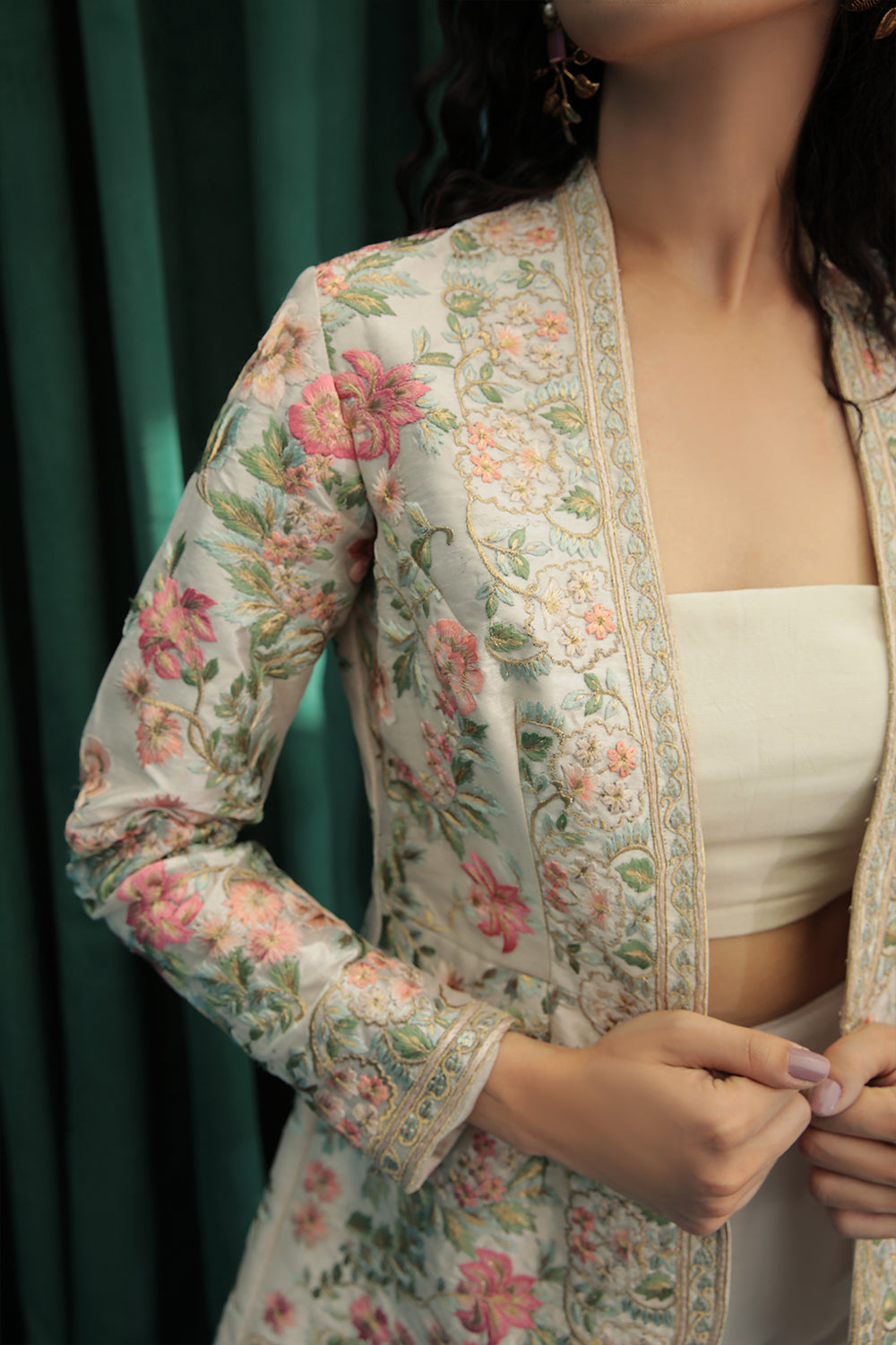Saira Rizwan | Illiana | DAHLIA