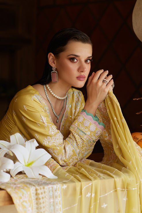 Gulaal | Luxury Lawn 25 | Iris - House Of Anaya