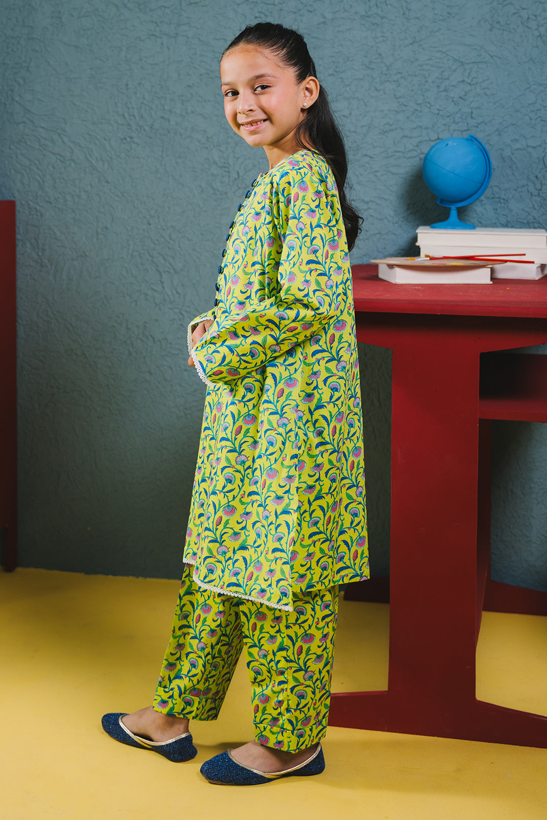 Zellbury Girls | 2 Piece Cambric | Kurta Trouser - 2679 - House Of Zarish