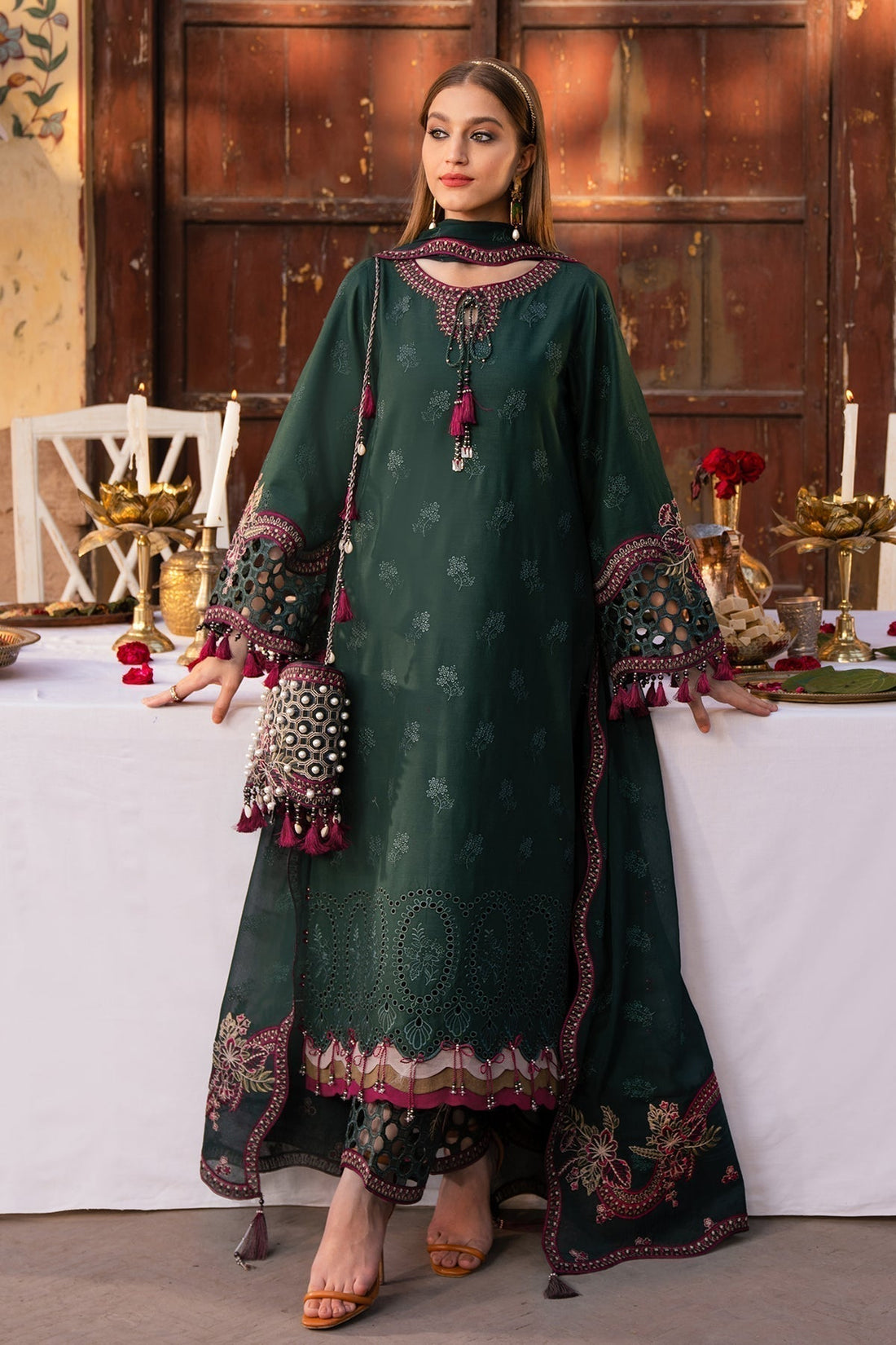 Alizeh | Rawayat Luxury Lawn 24 | Nafisa - House Of Anaya
