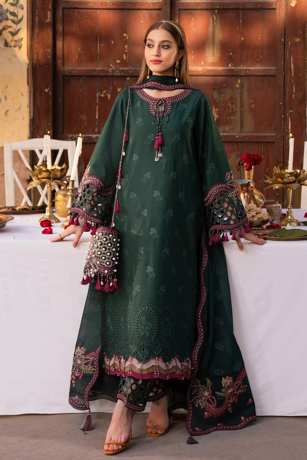 Alizeh | Rawayat Luxury Lawn 24 | Nafisa - House Of Anaya