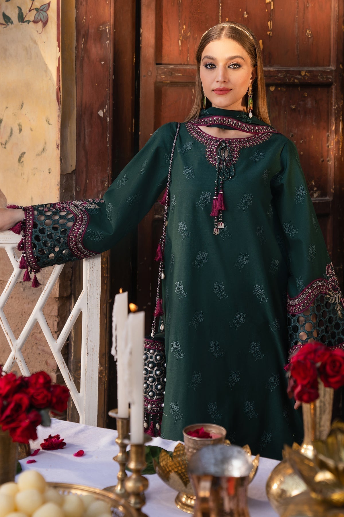 Alizeh | Rawayat Luxury Lawn 24 | Nafisa - House Of Anaya