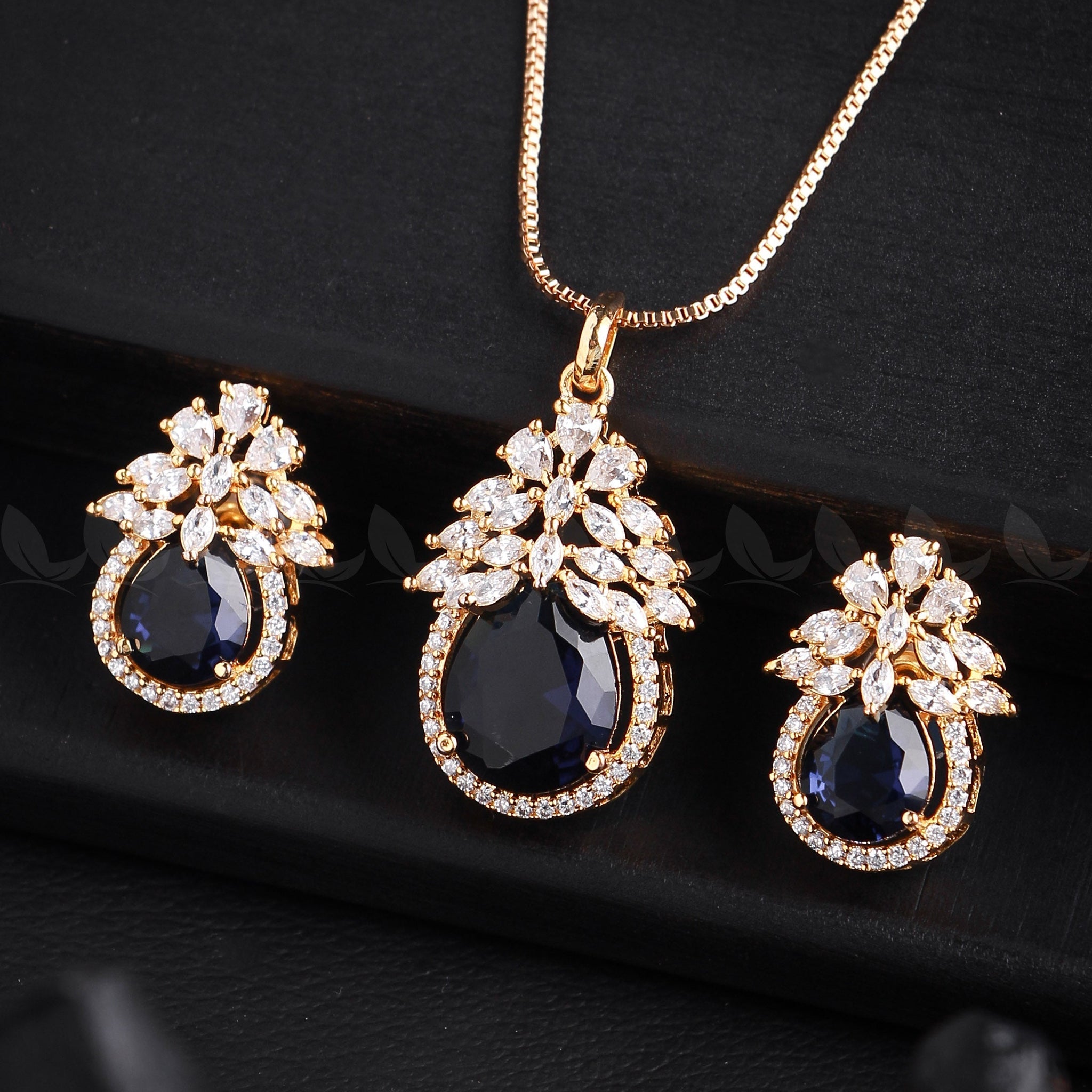 Zara's Pendant Set - House Of Zarish