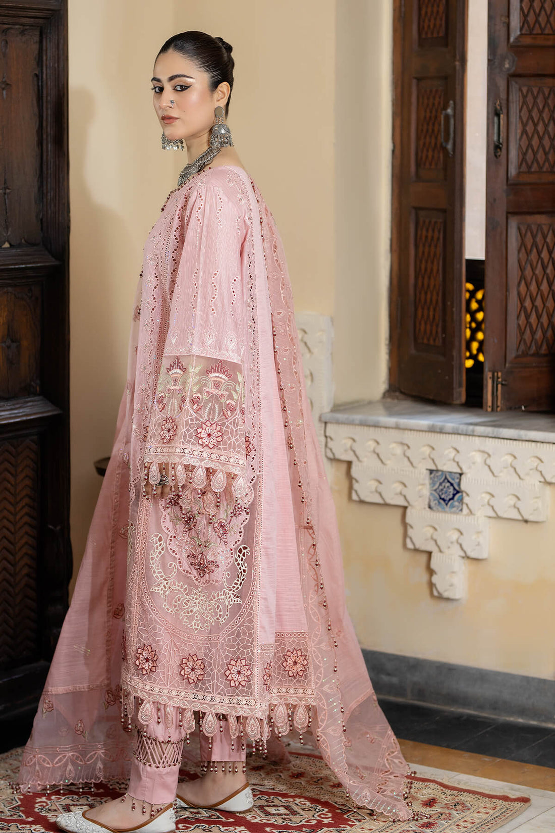 Raeesa Premium | Kimora Lawn Collection |  Kimora | HL-17 Irsa - House Of Anaya
