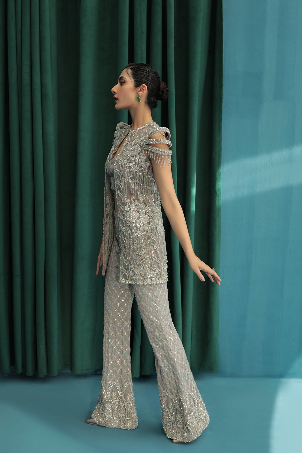 Saira Rizwan | Illiana | SISLEY