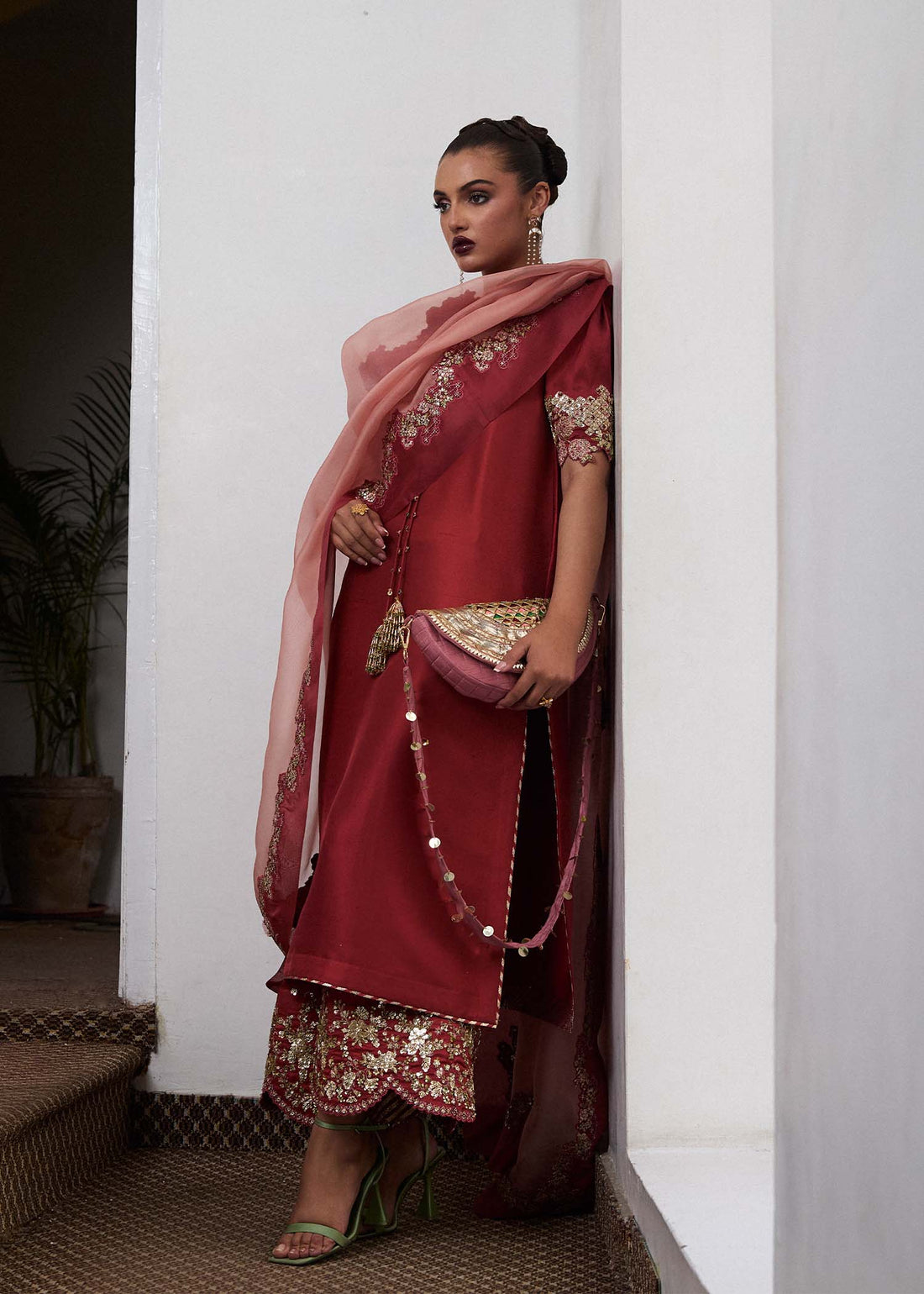 Hussain Rehar | SS Luxury Pret'25 | Tram