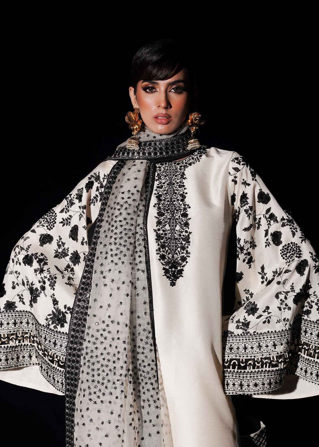 Hussain Rehar | Basic Not Basic |  lily - House Of Anaya