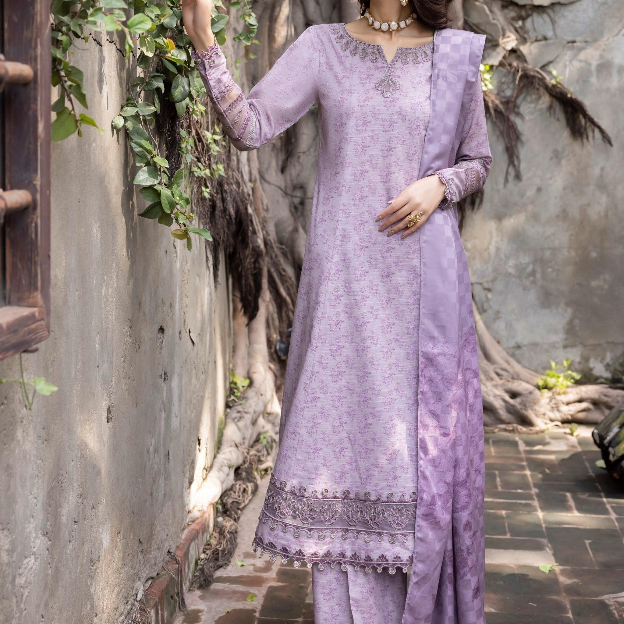 Jahanara by Iznik Embroidered Slub Khaddar 3Pc Suit IJK-01 - House Of Anaya