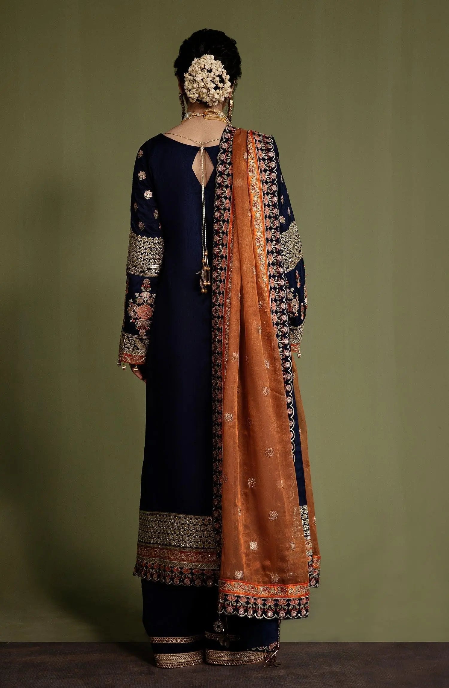 Emaan Adeel-NR 07 DIVANI - House Of Anaya