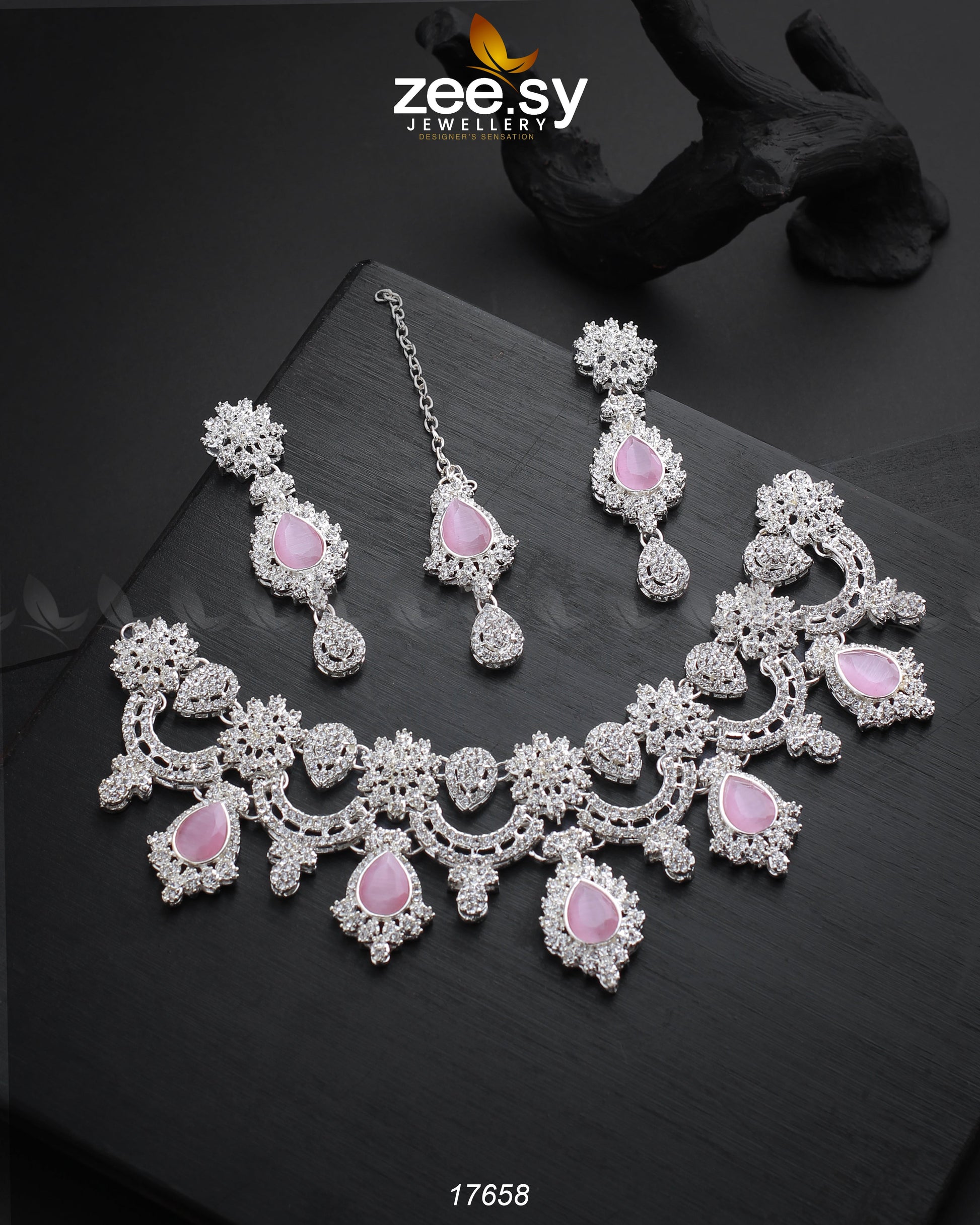 Aether Necklace - House Of Zarish