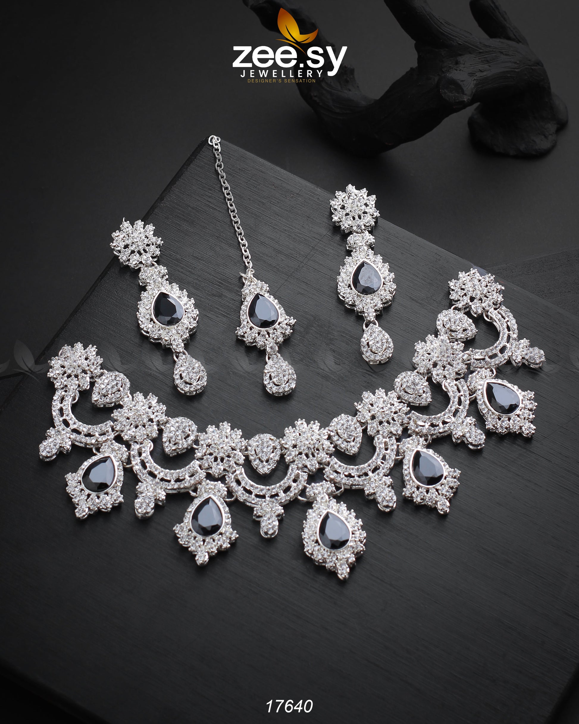 Aether Necklace - House Of Zarish