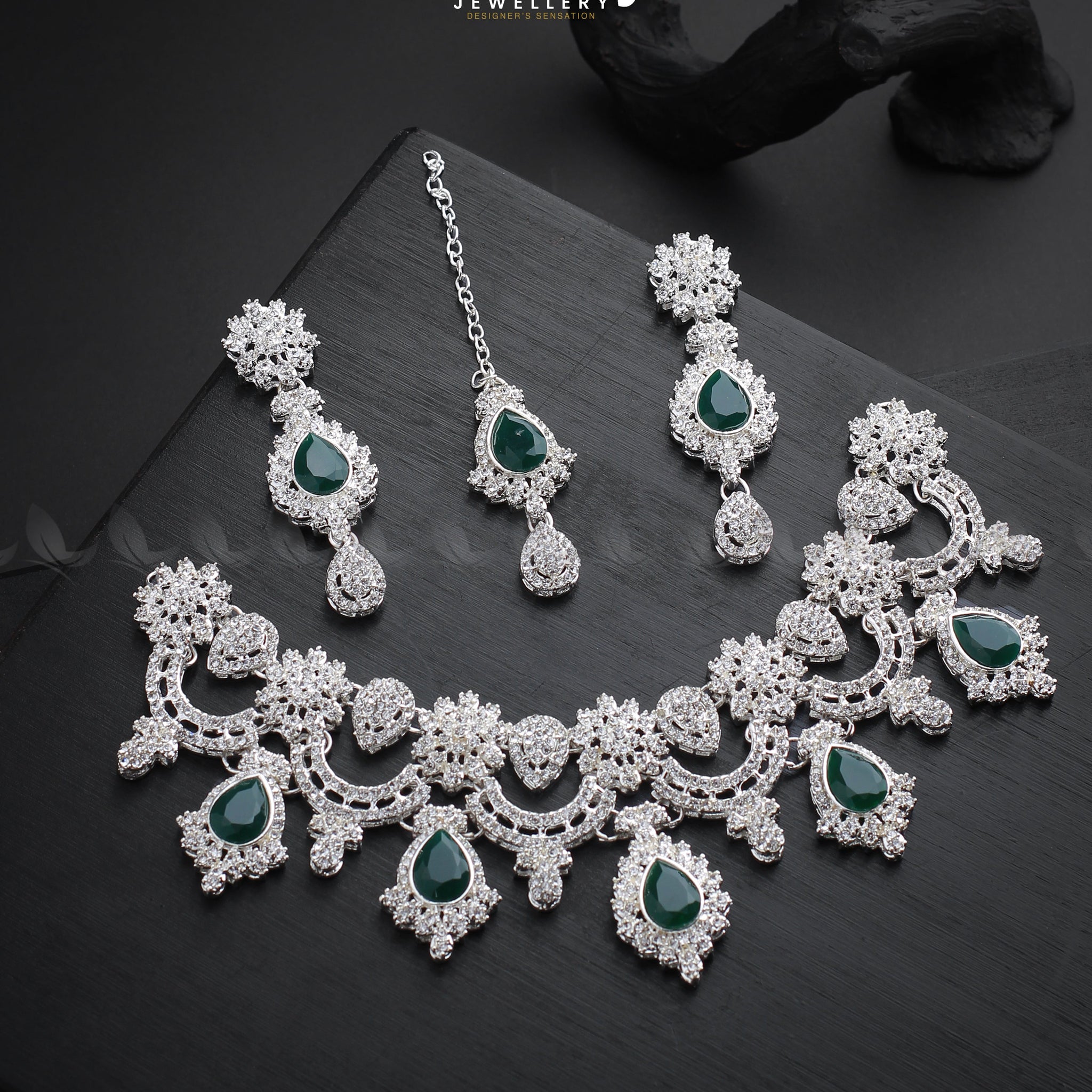 Aether Necklace - House Of Zarish