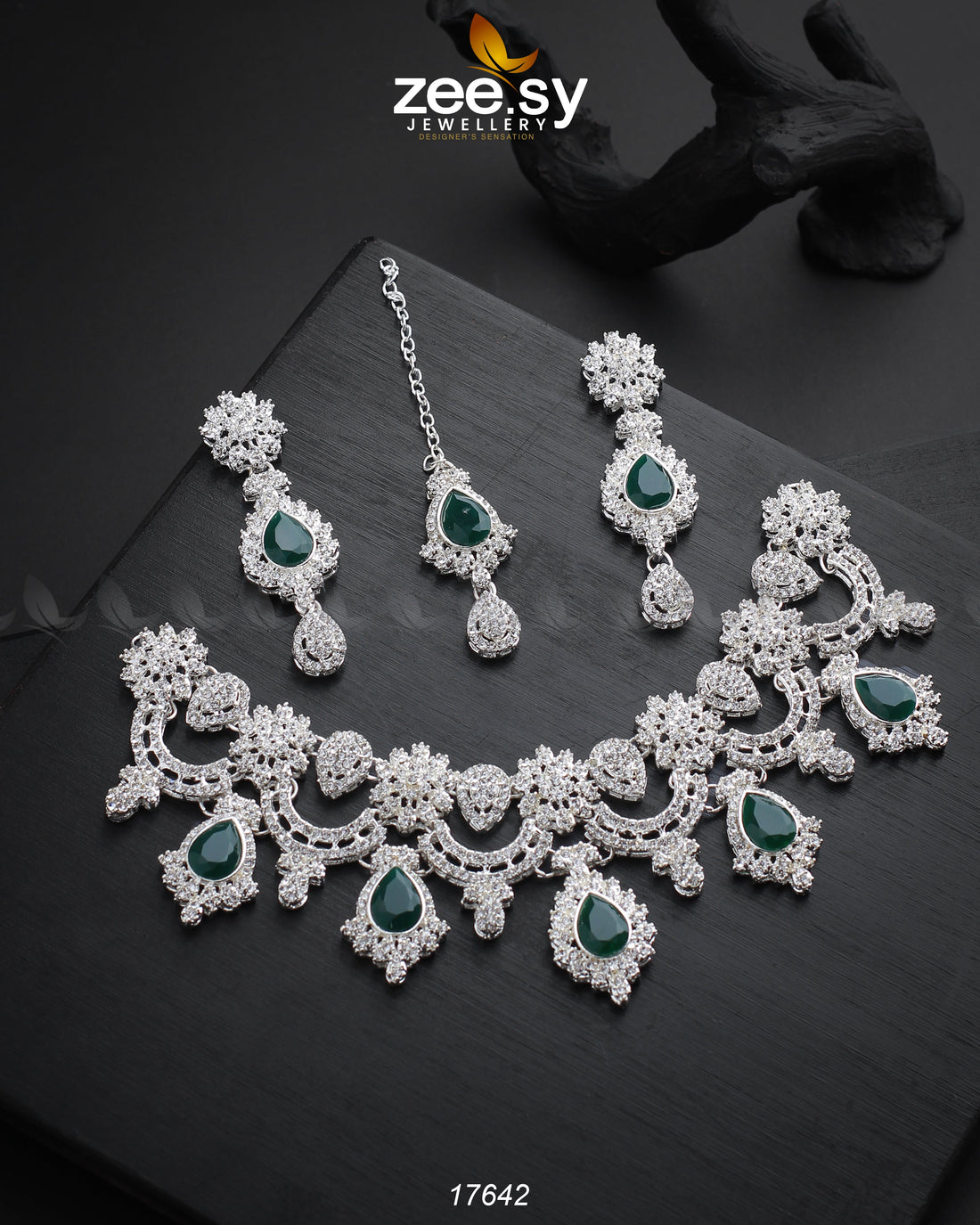Aether Necklace - House Of Zarish