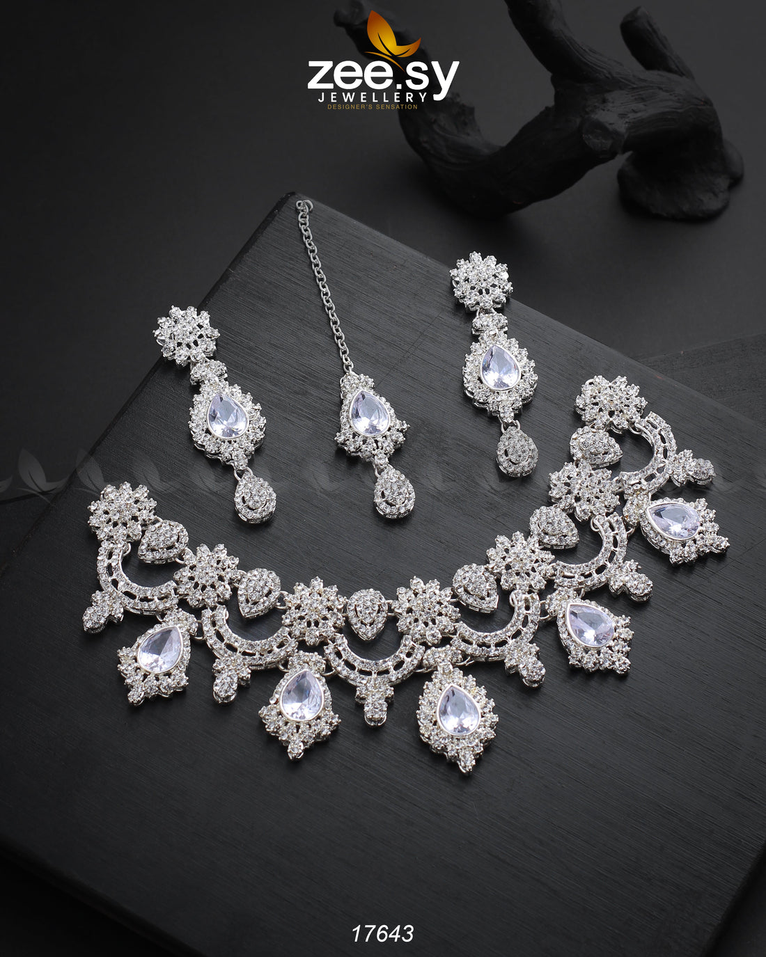 Aether Necklace - House Of Zarish