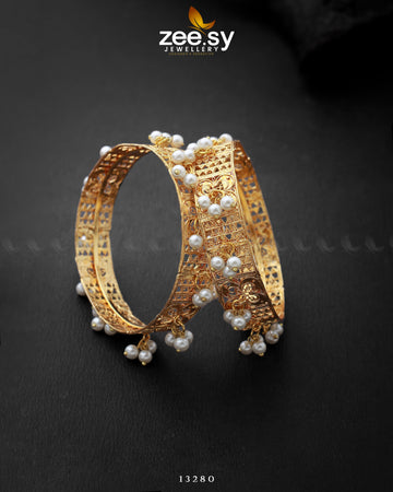 Traditinal Kara Bangles - House Of Zarish